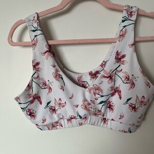 FABLETICS Winn Low Impact Sports Bra Lily Vine White Pink Medium